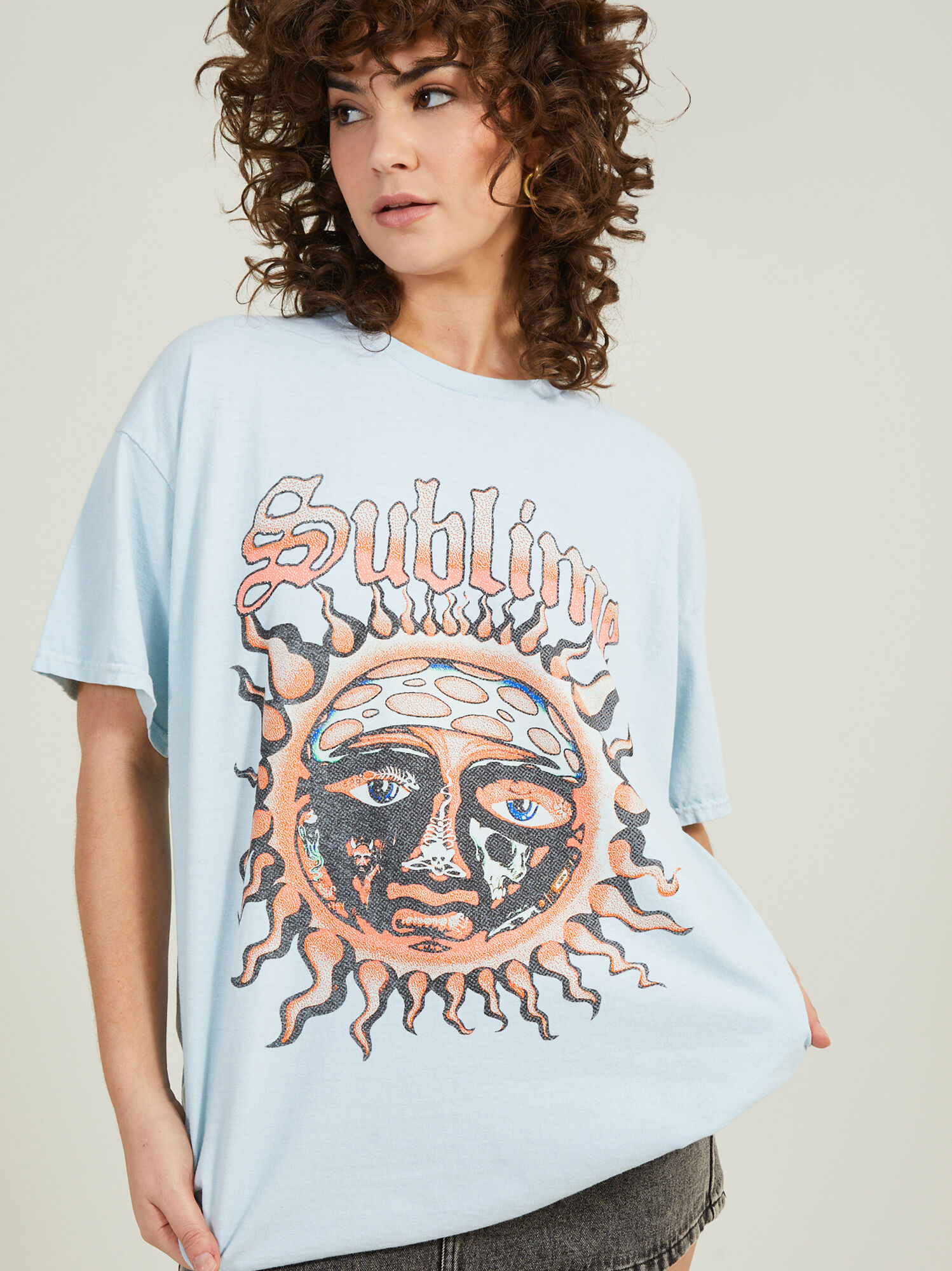 Oversized Sublime Sun Graphic Tee TULLABEE