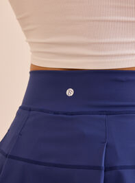 Serves Up Solid Skort Detail 6 - TULLABEE