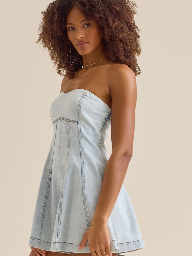 Shayla Strapless Denim Romper Detail 4 - TULLABEE