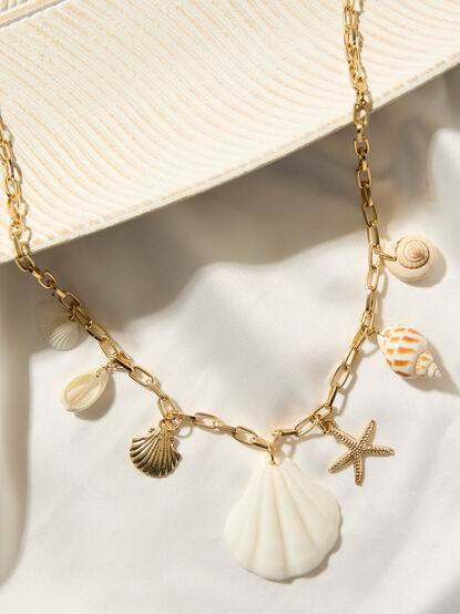 Seashell Cascade Charm Necklace - TULLABEE