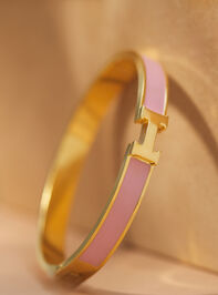 H Bangle Bracelet Detail 3 - TULLABEE