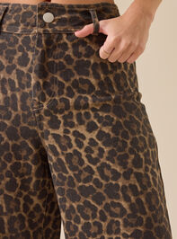 Fawn Cheetah Baggy Pants Detail 3 - TULLABEE