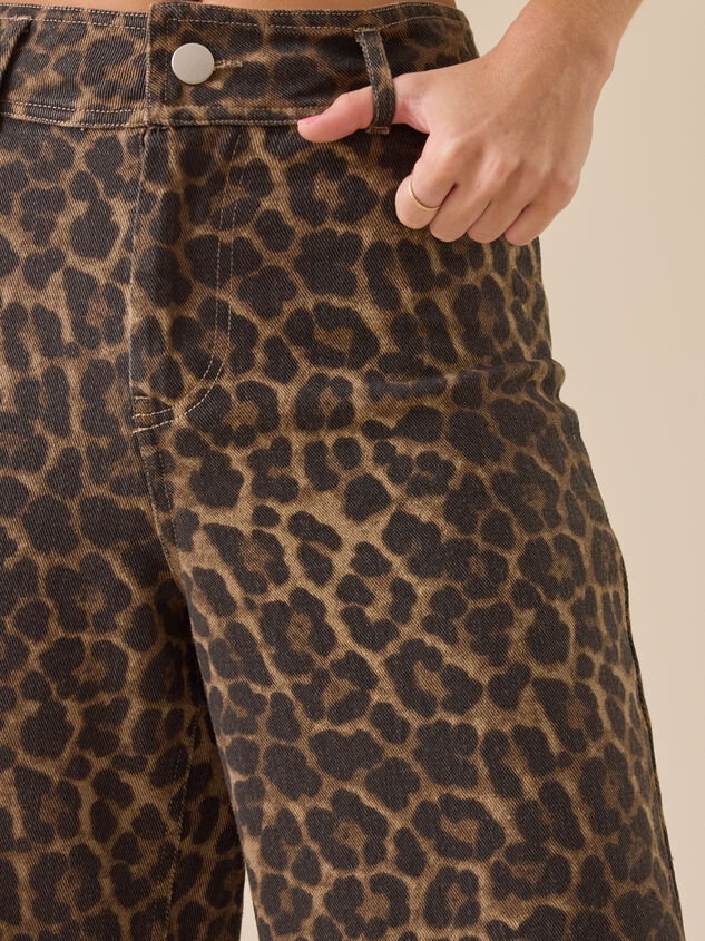 Fawn Cheetah Baggy Pants Detail 3 - TULLABEE