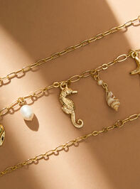 Sea Breeze Charm Necklace - TULLABEE