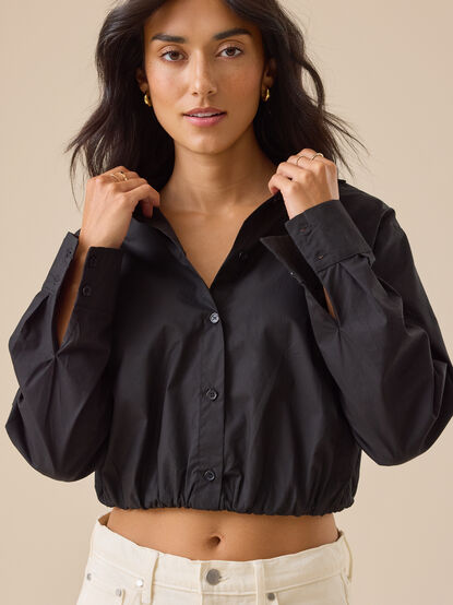 Teagan Banded Hem Button-Up - TULLABEE