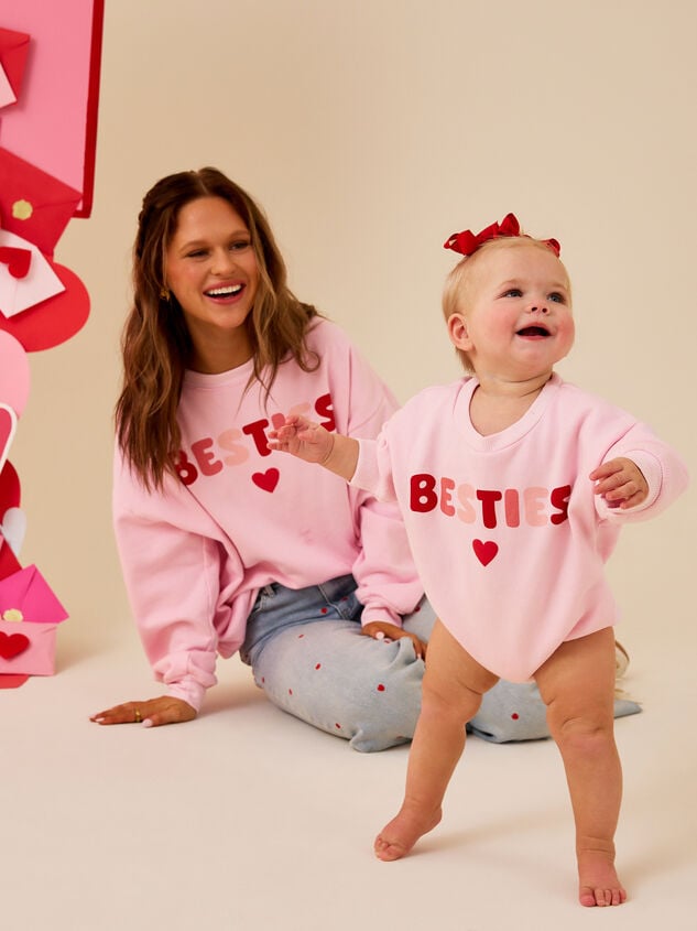 My Bestie Mama Crewneck - TULLABEE