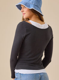 Harley Ribbed Layered Top Detail 5 - TULLABEE