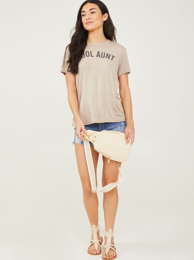 Cool Aunt Graphic Tee Detail 2 - TULLABEE