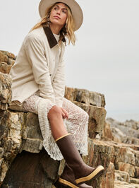 Maude Cozy Cable Sweater - TULLABEE