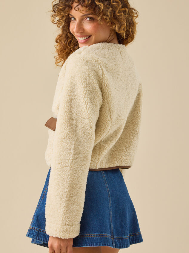 Emberly Fur Jacket Detail 5 - TULLABEE
