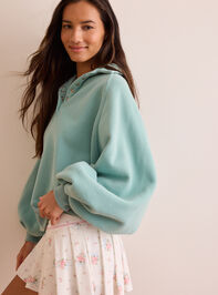 Peak Balloon Sleeve Pullover Detail 4 - TULLABEE