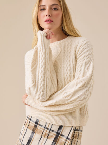 Diane Cropped Cable Sweater - TULLABEE