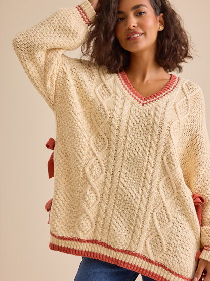 Zoey Side Tie Sweater - TULLABEE
