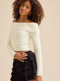 Vivianne Off-Shoulder Sweater Detail 2 - TULLABEE