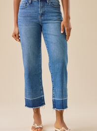 Ellen Mid Rise Cropped Jeans Detail 2 - TULLABEE