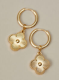 Double Sided Clover Earrings Detail 2 - TULLABEE