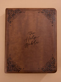 Hosanna Revival Notetaking Bible- Edinburgh Theme - TULLABEE