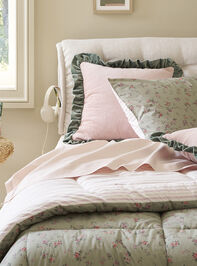 Lana Upholstered Heaboard Detail 5 - TULLABEE