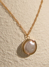 Freshwater Pearl Charm Necklace Detail 2 - TULLABEE