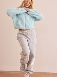 Cloud Cabin Sherpa Full Zip Jacket Detail 2 - TULLABEE