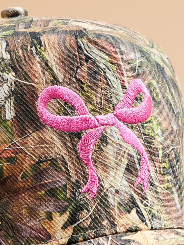 Camo Bow Trucker Hat Detail 2 - TULLABEE