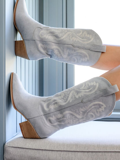 Amaya Western Boots - TULLABEE