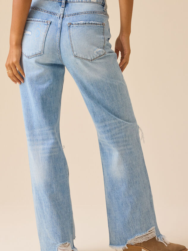 Rhea Distressed Straight Jeans Detail 4 - TULLABEE