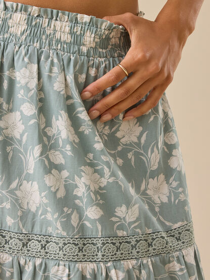 Kait Lace Tiered Midi Skirt - TULLABEE