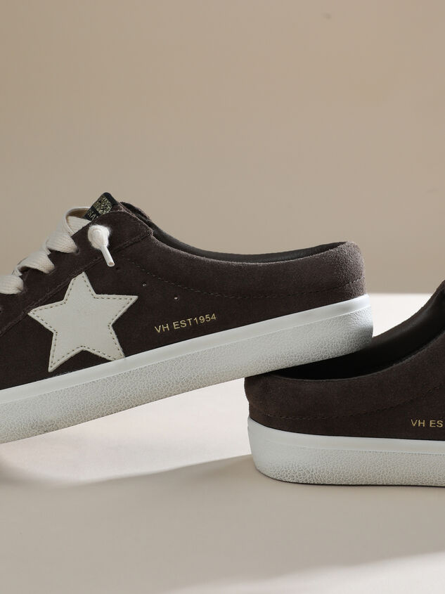 Laura Sneakers By Vintage Havana Detail 3 - TULLABEE